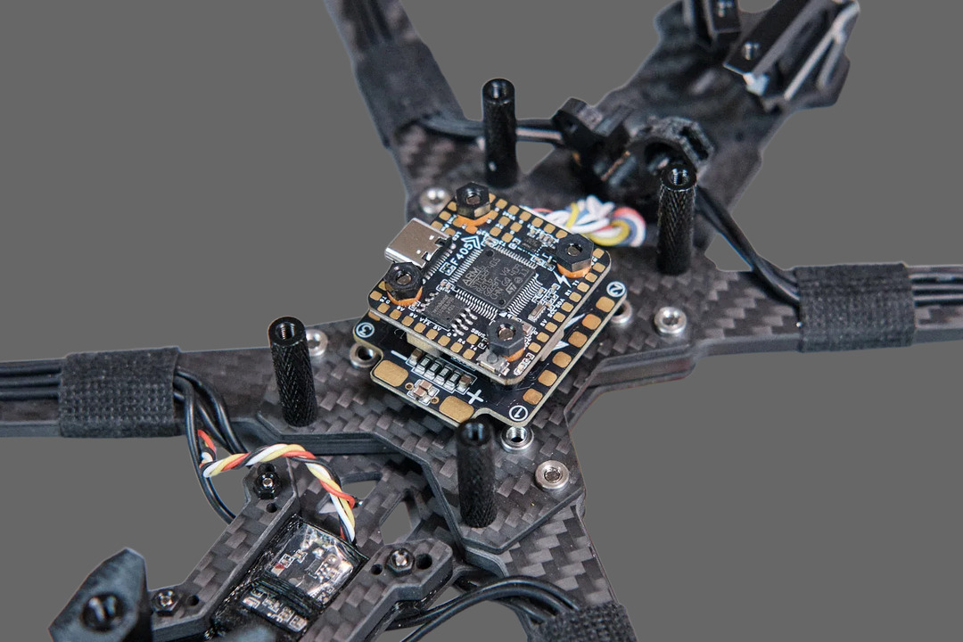OddityRC-F405-Mini-AM32-40A-fc-esc-Stack-Vortex-F4.jpg.jpg